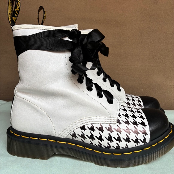 Dr. Martens Shoes - PUNK ROCK GIRL: Custom Doc Martens, size 7W